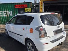 Фото авто Toyota Corolla Verso