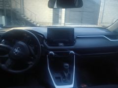 Сүрөт унаа Toyota RAV4