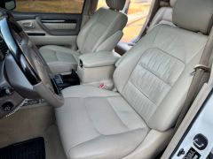 Photo of the vehicle Lexus LX