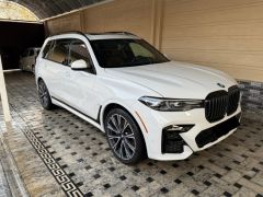 Photo of the vehicle BMW X7