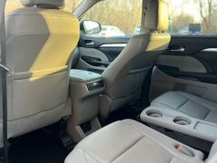 Сүрөт унаа Toyota Highlander