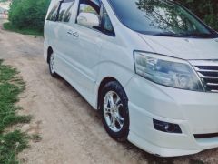 Сүрөт унаа Toyota Alphard