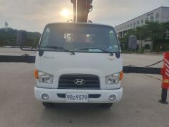 Photo of the vehicle Hyundai Автовышки