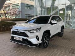 Сүрөт унаа Toyota RAV4