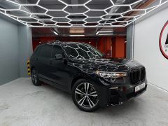 Фото авто BMW X7