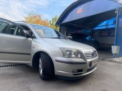 Сүрөт унаа Toyota Avensis