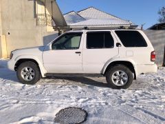 Сүрөт унаа Nissan Pathfinder