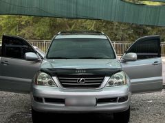 Photo of the vehicle Lexus GX