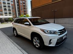 Сүрөт унаа Toyota Highlander