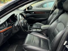 Photo of the vehicle Kia Cadenza