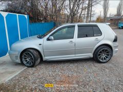 Фото авто Volkswagen Golf GTI