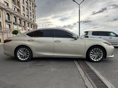 Фото авто Lexus ES