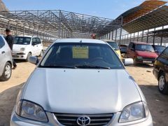 Сүрөт унаа Toyota Avensis