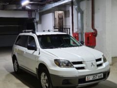 Сүрөт унаа Mitsubishi Outlander