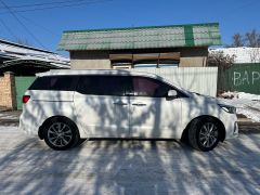 Фото авто Kia Carnival