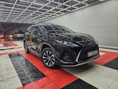 Photo of the vehicle Lexus RX