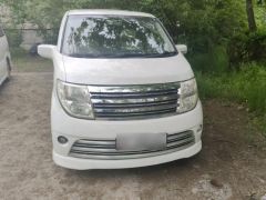 Сүрөт унаа Nissan Elgrand