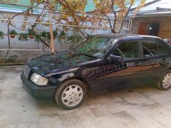 Сүрөт унаа Mercedes-Benz C-Класс