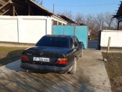 Сүрөт унаа Mercedes-Benz W124