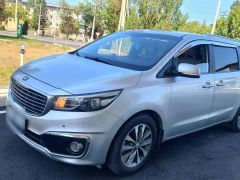 Фото авто Kia Carnival