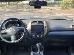 Сүрөт унаа Toyota RAV4