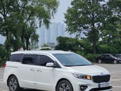 Фото авто Kia Carnival