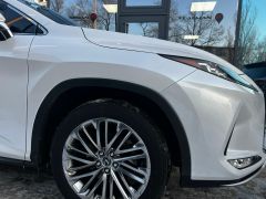 Photo of the vehicle Lexus RX