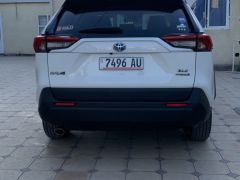 Сүрөт унаа Toyota RAV4