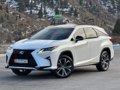 Photo of the vehicle Lexus RX