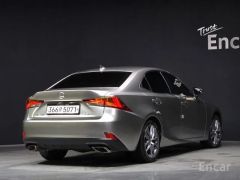 Сүрөт унаа Lexus IS