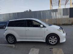 Сүрөт унаа Toyota Ist