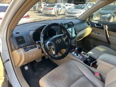 Сүрөт унаа Toyota Highlander