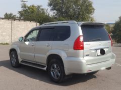 Photo of the vehicle Lexus GX