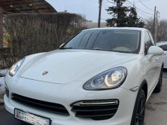 Сүрөт унаа Porsche Cayenne