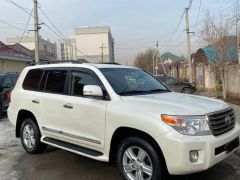 Сүрөт унаа Toyota Land Cruiser