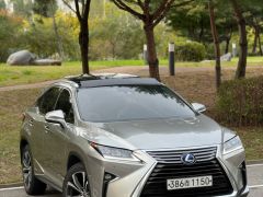 Photo of the vehicle Lexus RX