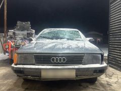 Photo of the vehicle Audi 100