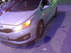 Сүрөт унаа Kia Ceed