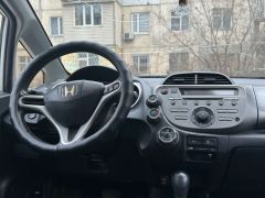 Фото авто Honda Fit