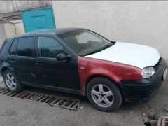 Photo of the vehicle Volkswagen Golf