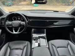 Photo of the vehicle Audi Q8