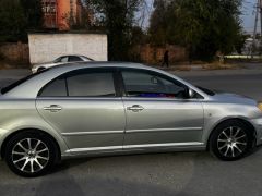 Сүрөт унаа Toyota Avensis