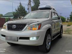 Photo of the vehicle Lexus GX