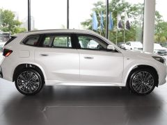 Photo of the vehicle BMW X1