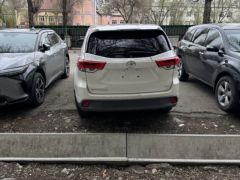 Сүрөт унаа Toyota Highlander