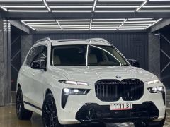 Фото авто BMW X7