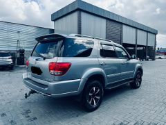 Фото авто Toyota Sequoia