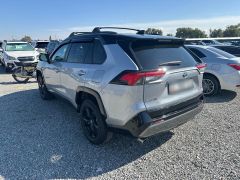 Сүрөт унаа Toyota RAV4