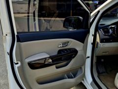 Сүрөт унаа Kia Carnival