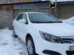 Фото авто BYD E5